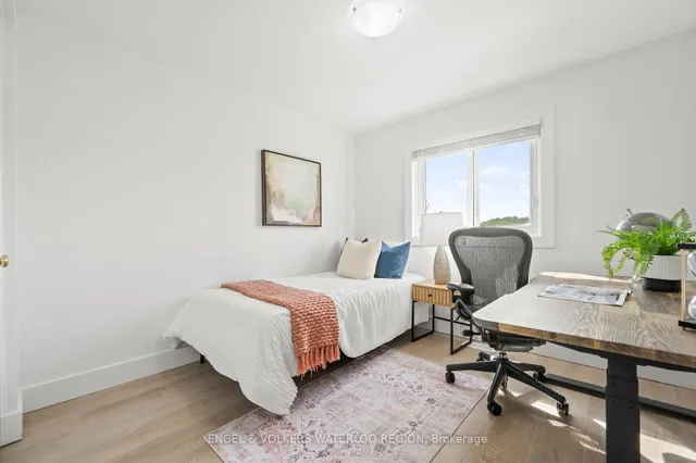 Additional image 29 of 46 Hackberry St