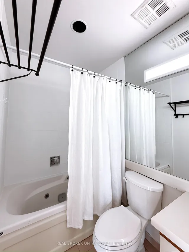 Additional image 29 of 20 Southport St Unit 608