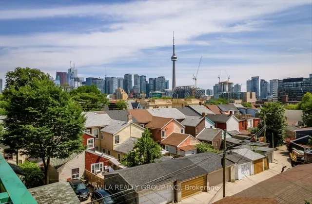 75 Markham St Unit 7