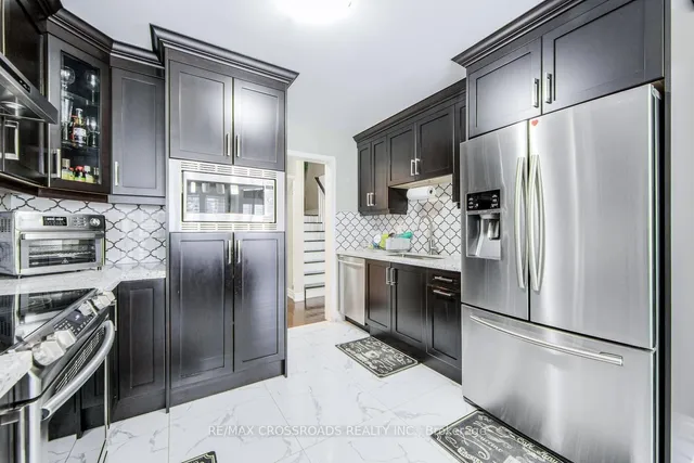 Additional image 19 of 34 Narrow Valley Cres