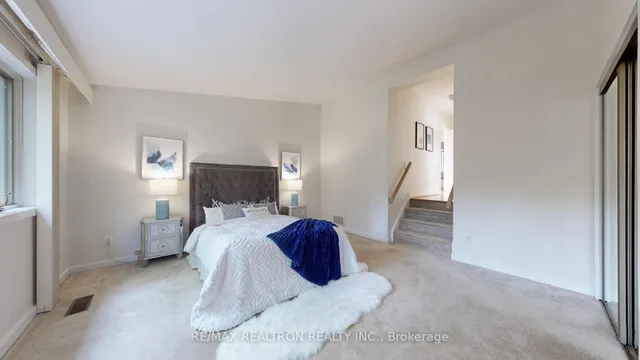 Additional image 32 of 46 Hurlingham Cres