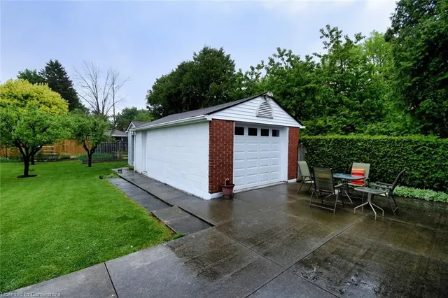 Additional image 22 of 9 Carene Ave