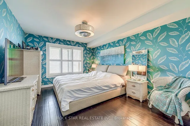 Additional image 17 of 515 North Service Rd Unit 31