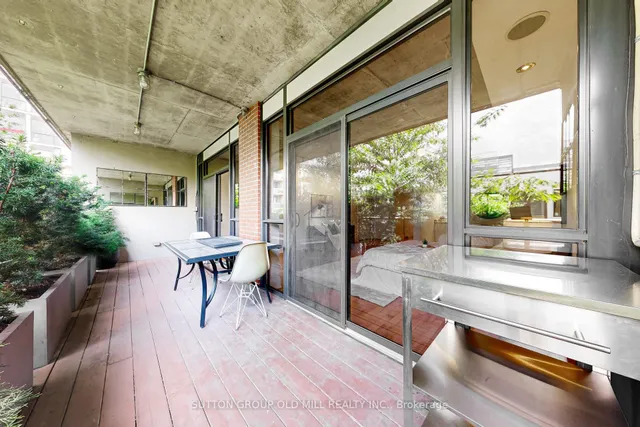 Additional image 33 of 62 Niagara St Unit 320