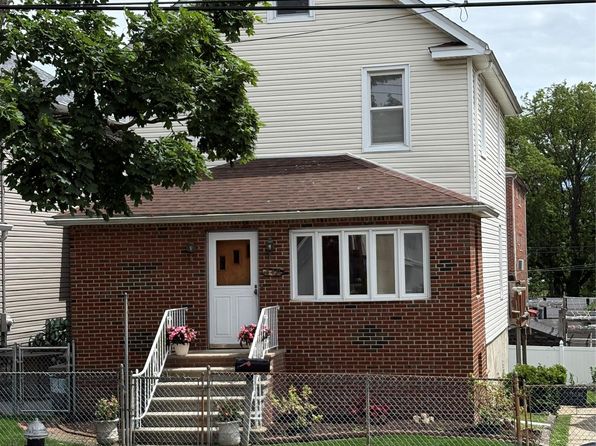 840 Hollywood Avenue, Bronx, NY 10465