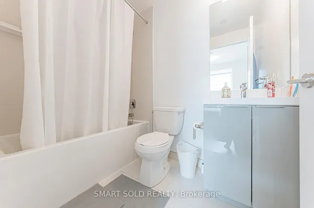 Additional image 27 of 25 Holly St Unit 2003