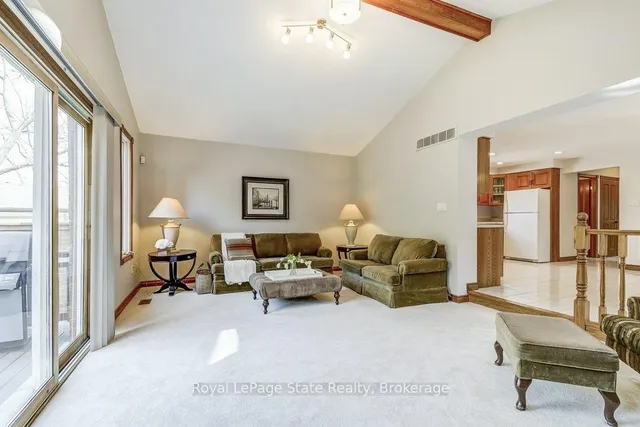 Additional image 21 of 462 Dundurn St