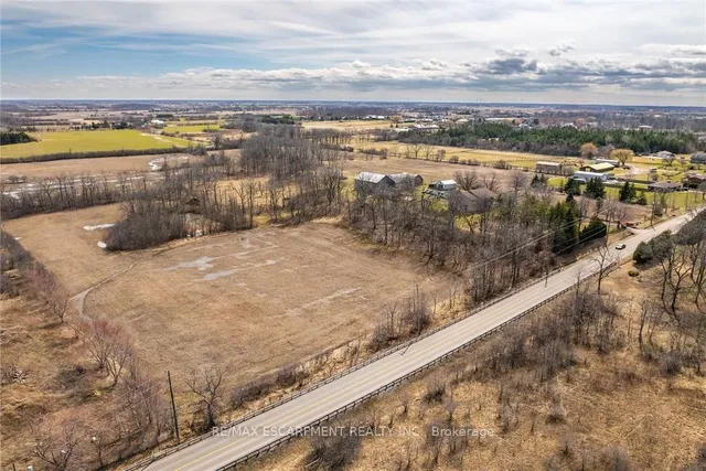 Additional image 42 of 492 Second Rd