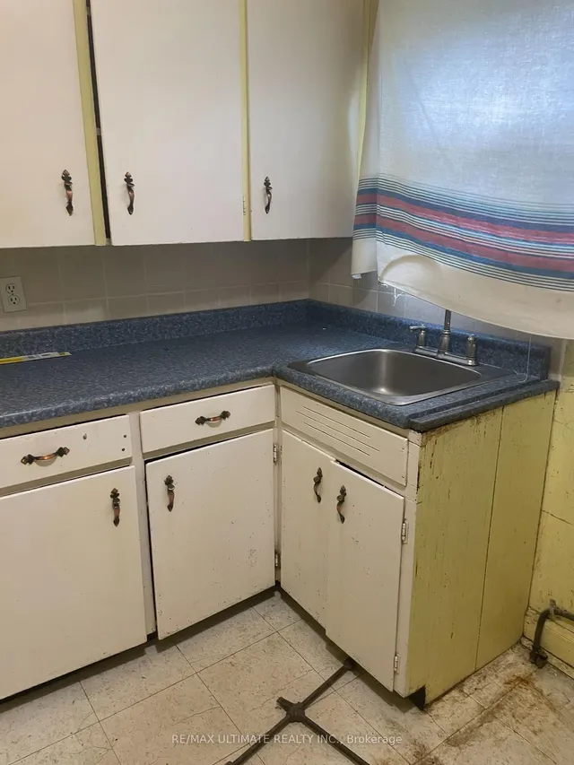 Additional image 3 of 11 Flamingo Cres