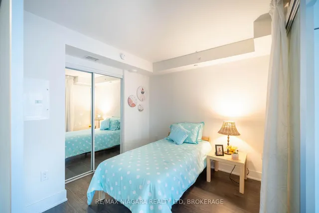 Additional image 18 of 955 Bay St Unit 2109