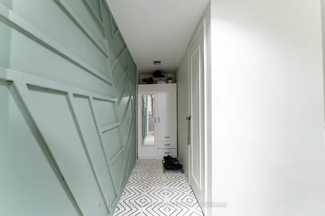 Additional image 28 of 2230 Upper Middle Rd Unit 4