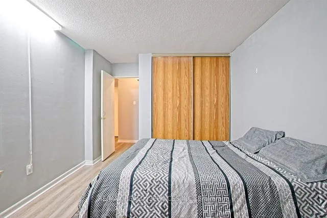 Additional image 21 of 4 Lisa St Unit 714