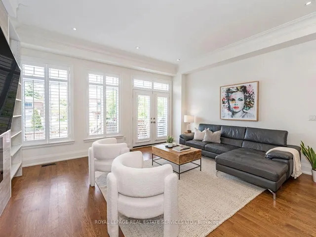 Additional image 33 of 22 Portland St