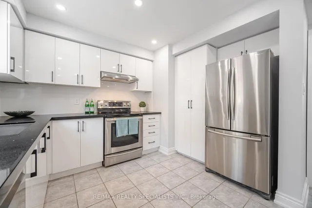 Additional image 18 of 2341 Parkhaven Blvd Unit 13