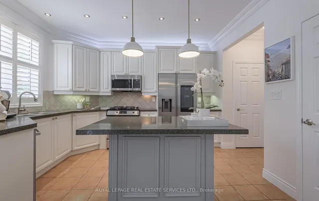 Additional image 18 of 5651 Roseville Crt