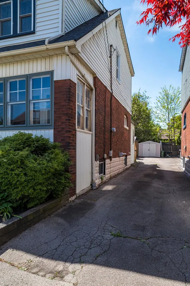 Additional image 42 of 203 Locke St