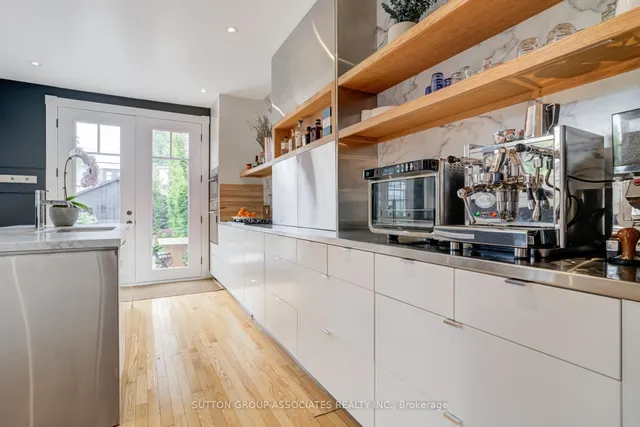 Additional image 13 of 215 Christie St