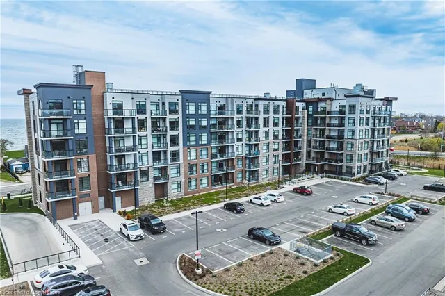 Additional image 44 of 600 North Service Rd Unit 210