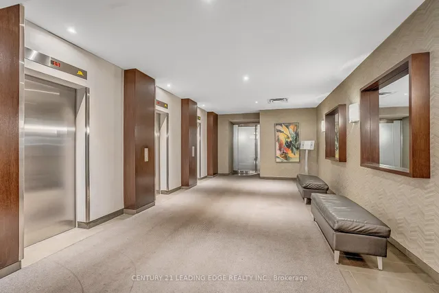 Additional image 3 of 705 King St Unit 805