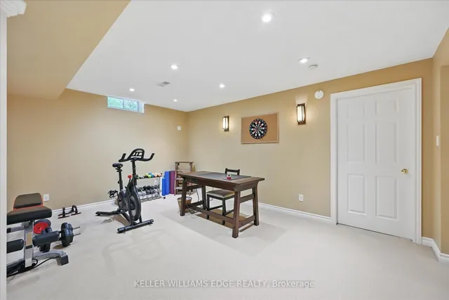 Additional image 38 of 2939 Darien Rd