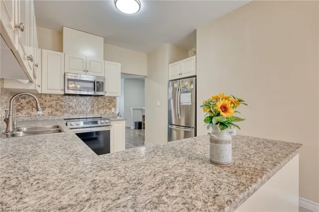 Additional image 15 of 21 Stickland Lane