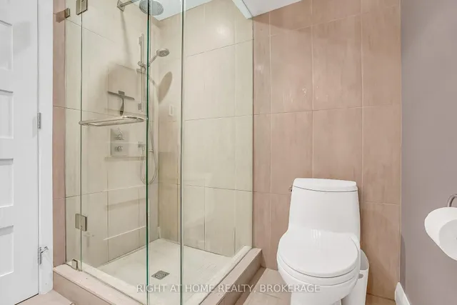 Additional image 40 of 161 Langley Ave