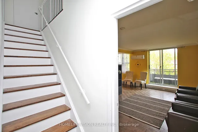 Additional image 3 of 1071 Woodbine Ave Unit 207