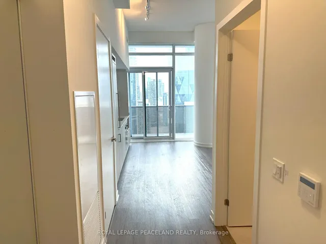 Additional image 8 of 138 Downes St Unit 4909