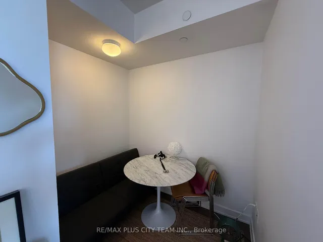 Additional image 10 of 106 Dovercourt Rd Unit 805