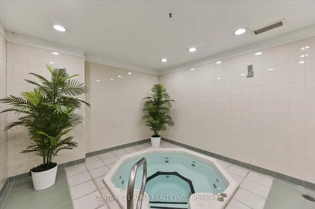 Additional image 23 of 43 Eglinton Ave Unit 508