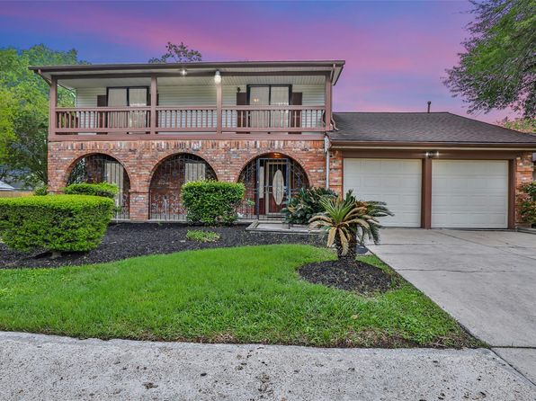 11403 Lovebird Ln, Houston, TX 77067