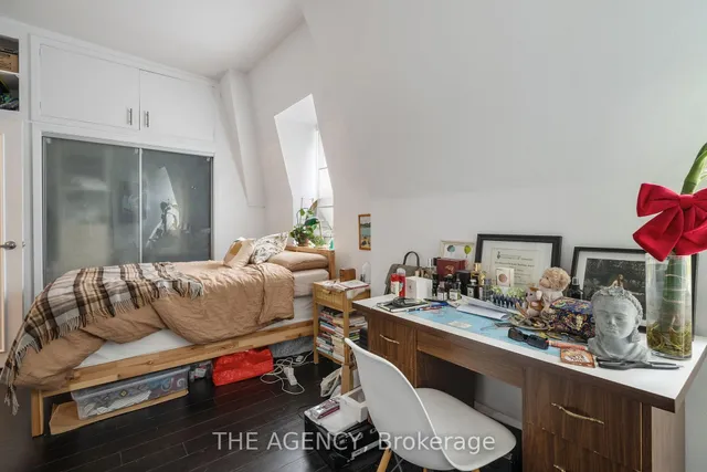 Additional image 34 of 31 Rose Ave