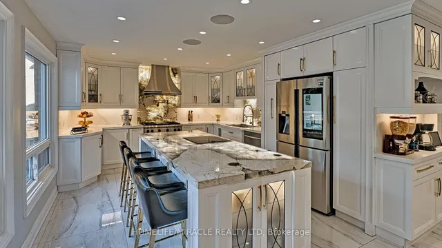 Additional image 7 of 24 Royal Rouge Tr