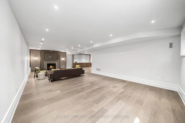 Additional image 37 of 163 Cortleigh Blvd