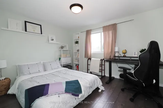 Additional image 18 of 251 Grey Fox Dr