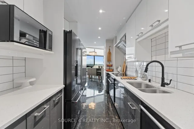 Additional image 15 of 1300 Bloor St Unit PH 7