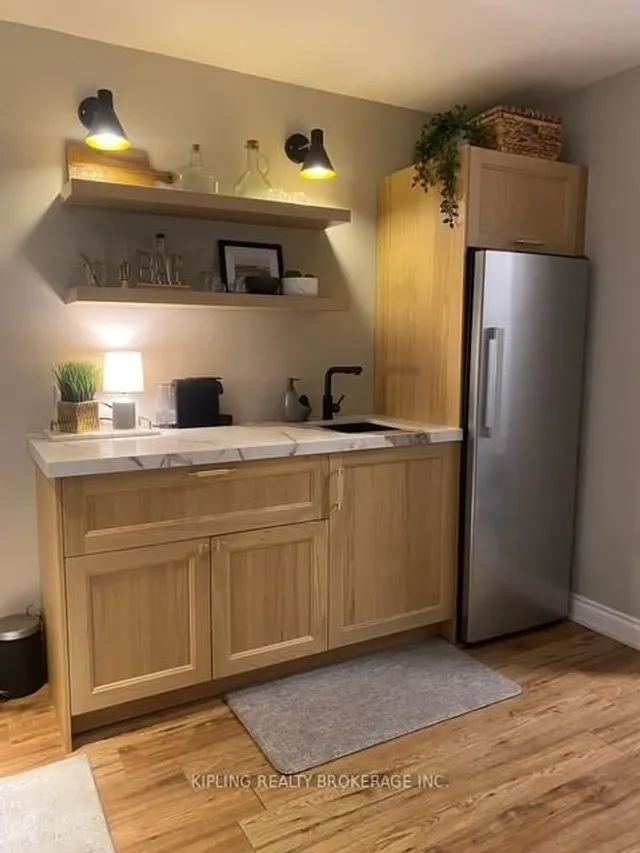 Additional image 27 of 923 Daryl Dr