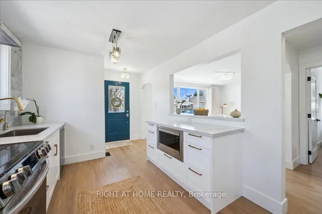 Additional image 11 of 272 East 35th St