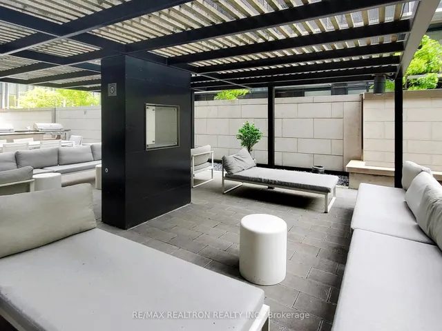 Additional image 33 of 45 Charles St Unit 3907