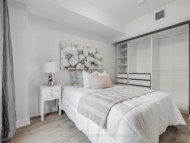 Additional image 20 of 12 Marquette Ave Unit 4