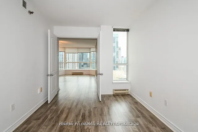 Additional image 15 of 38 Elm St Unit 3305