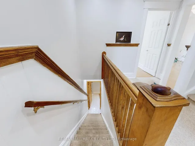 Additional image 15 of 34 Strathcona Ave