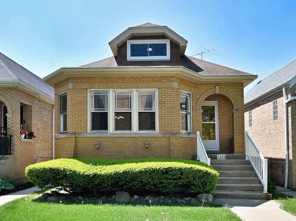 5813 W Eastwood Ave, Chicago, IL 60630