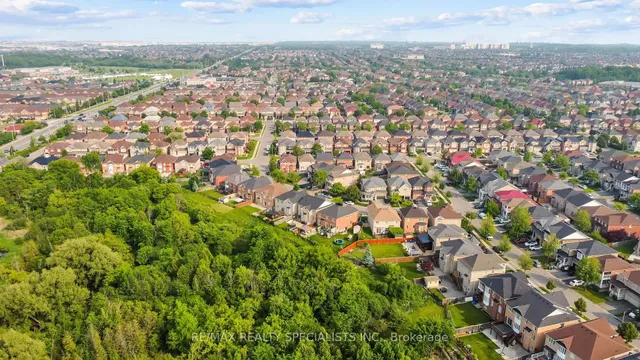 Additional image 30 of 4 Tovey Terr