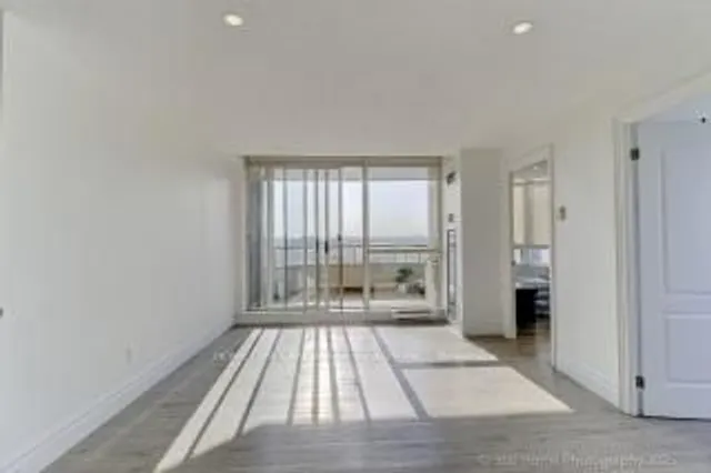 Additional image 16 of 175 Bamburgh Circ Unit Ph15