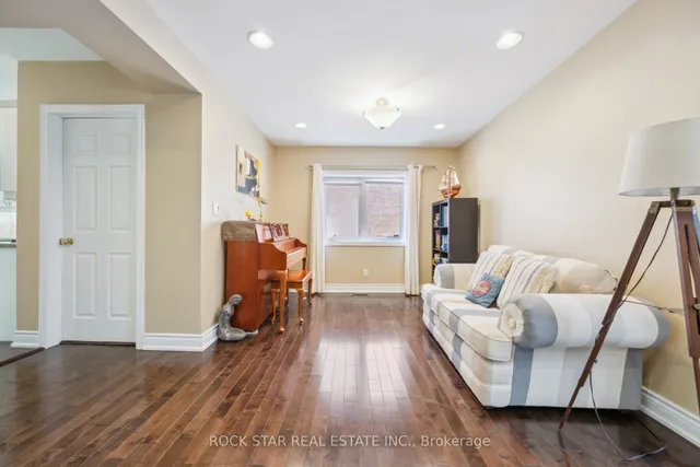 Additional image 9 of 22 Fairmeadow Ave