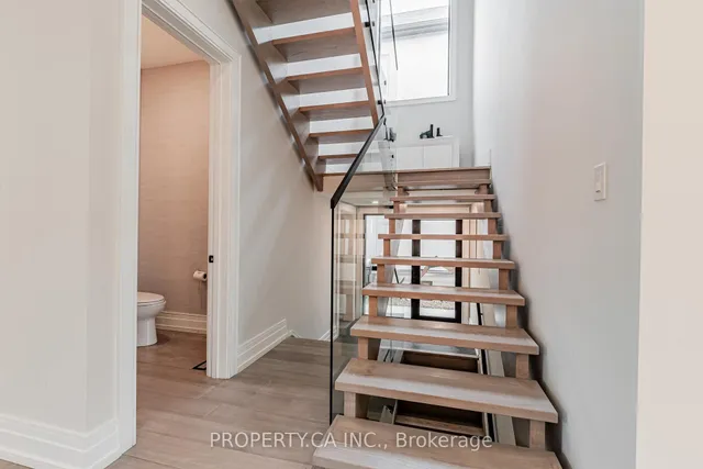 Additional image 12 of 8 Manor Haven Rd