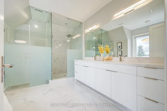 Additional image 28 of 158 Waterloo Ave