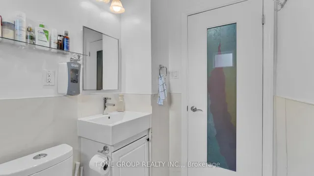 Additional image 26 of 160 Whitney Ave