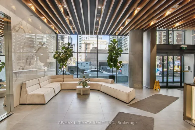 Additional image 6 of 161 Roehampton Ave Unit 601